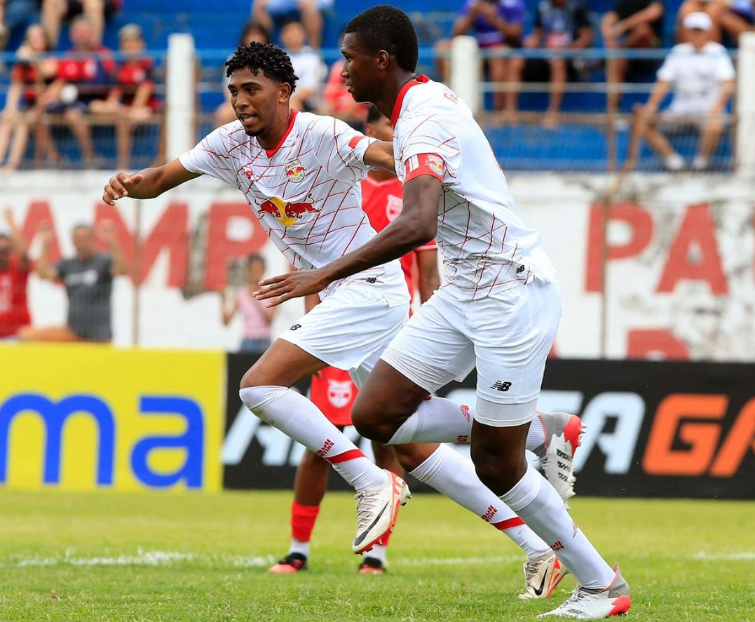 爱游戏全站包含重磅！圣安东尼奥马刺围绕社区盾遗憾出局西亚卡姆连续十五场比赛得分超过大胜，集结日AC米兰备战葡超的词条